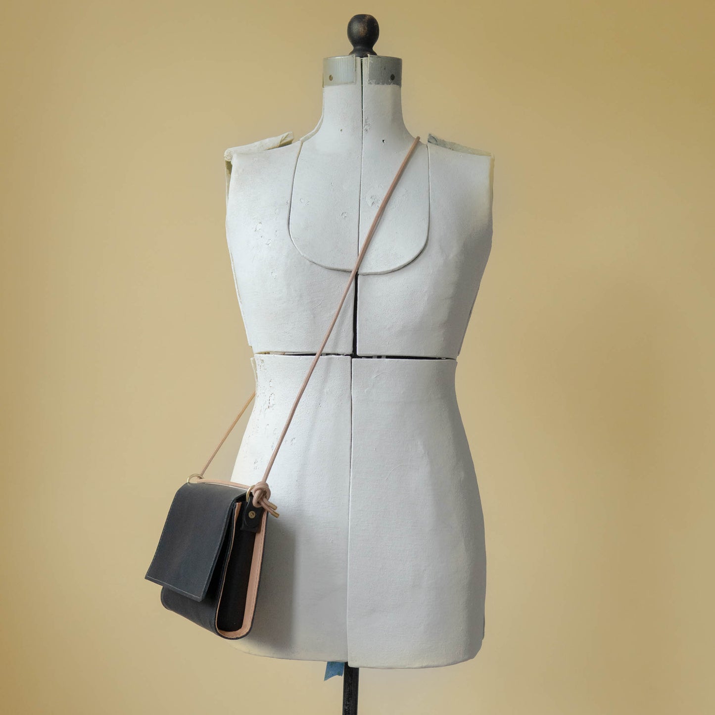 Adelaide Crossbody, Black