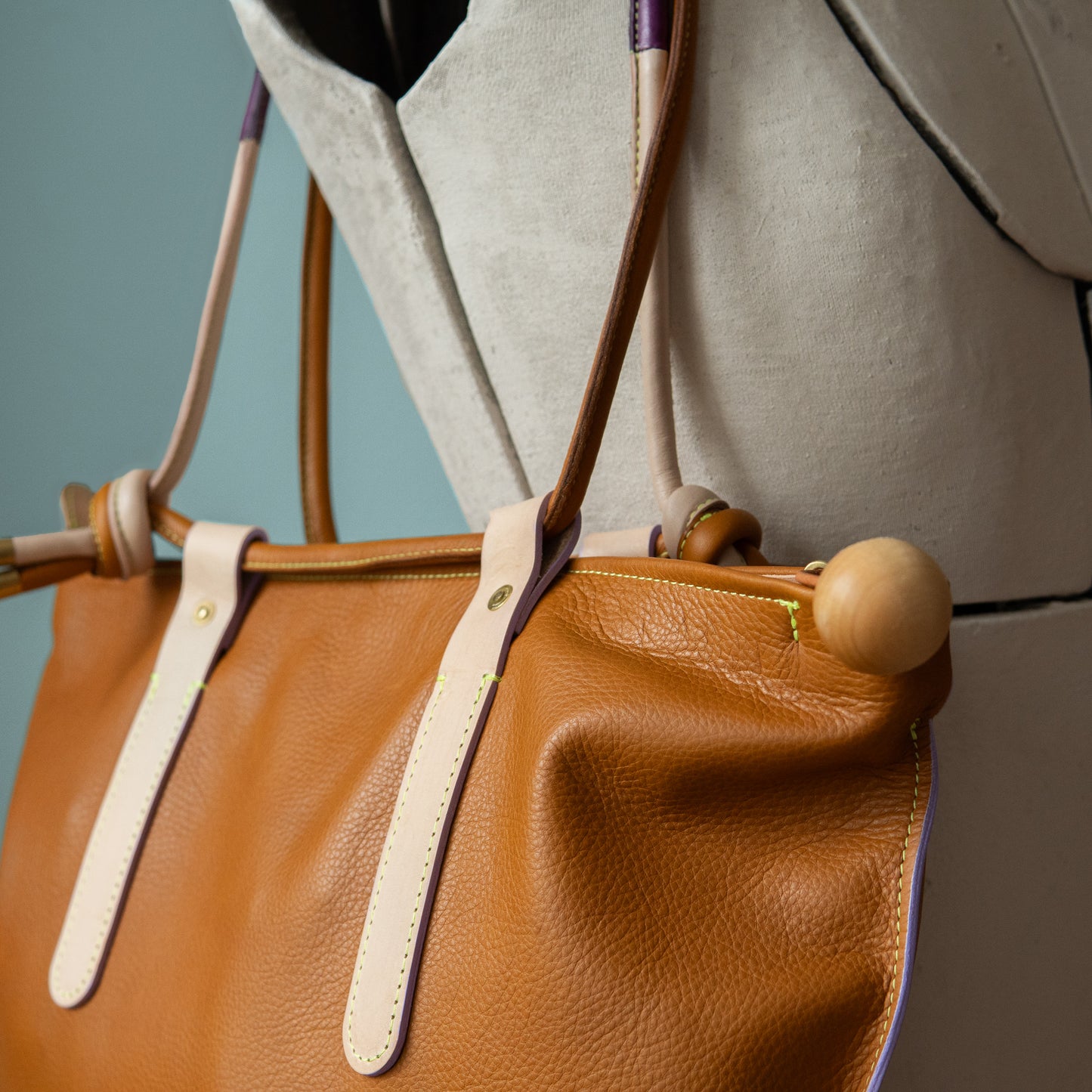 Kaleida Tote, Caramel