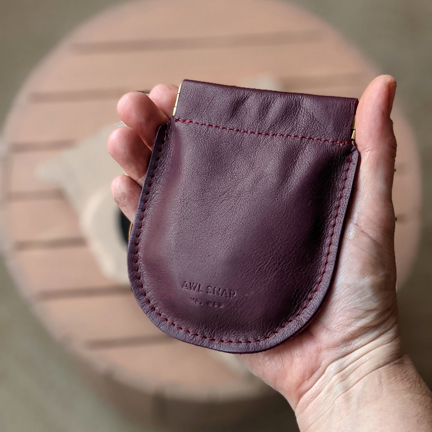 Pebble Pinch Pouch in Burgundy + Pink