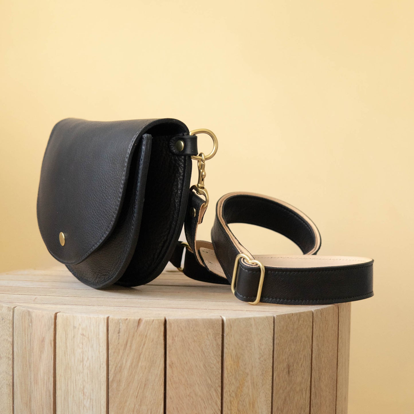 Eloise Crossbody in Black