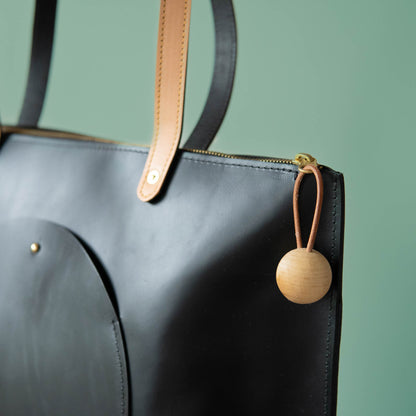 Artemis Weekender Tote in Black