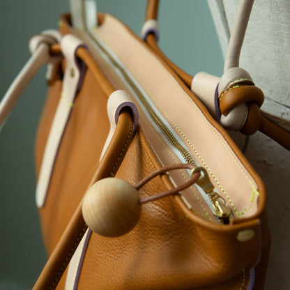 Kaleida Tote, Caramel